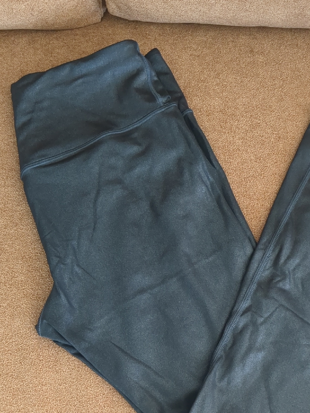 Athelta Elation High Rise Shimmer Size Medium - Picture 3 of 7
